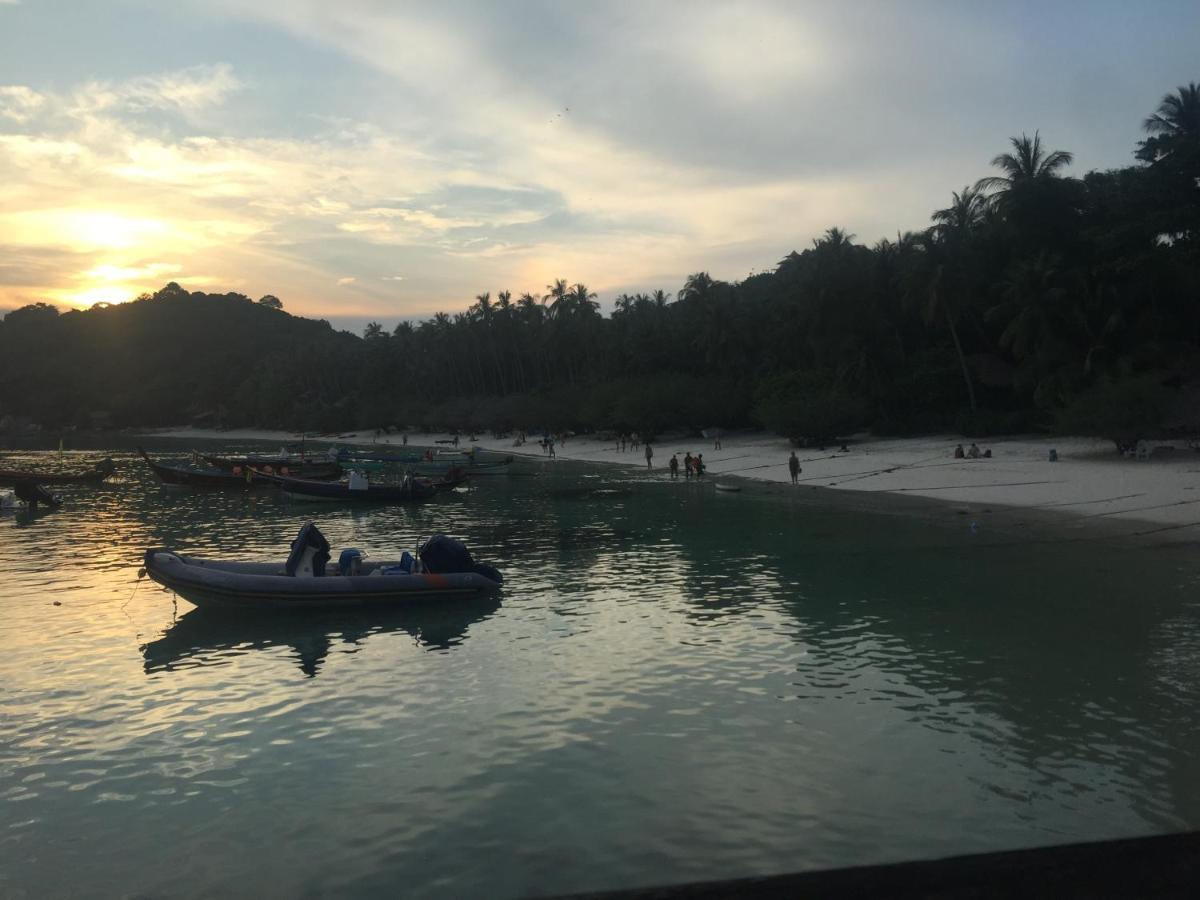 Rocky Resort Koh Tao Exterior photo